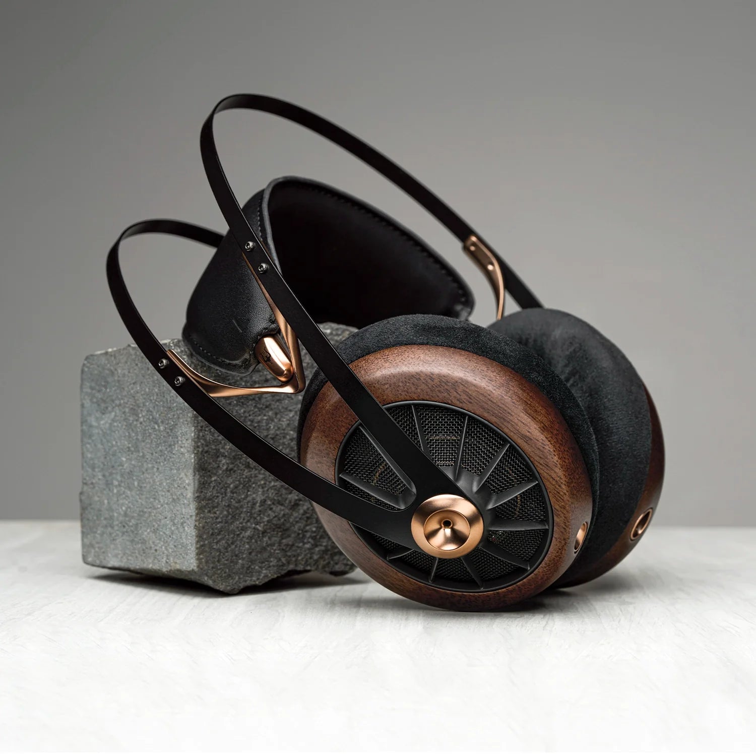 Meze Audio 109 PRO best open back audiophile headphones top view with walnut wooden cups and velvet earpads